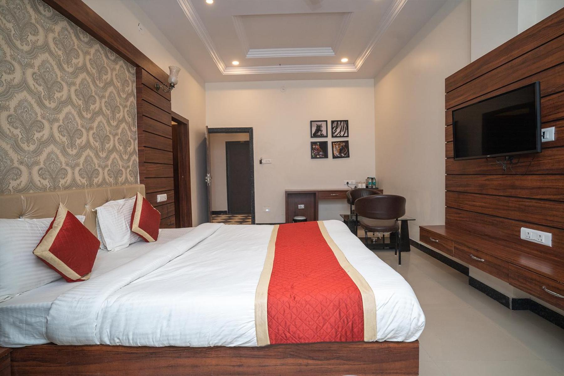 Tiger'S Trail Hotel & Food Court Kumbhalgarh Exteriör bild